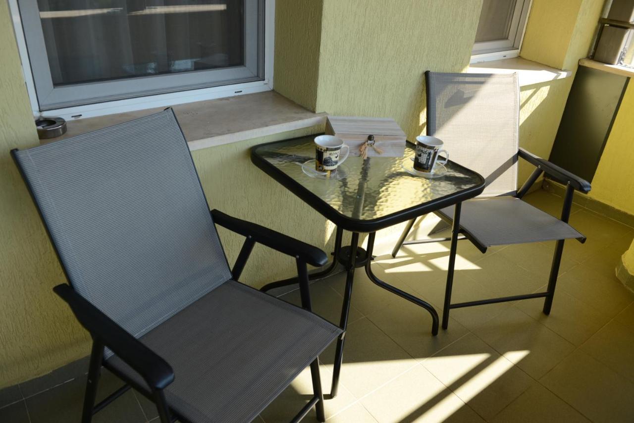 Family Hotel Gotse Deltjev Exteriör bild